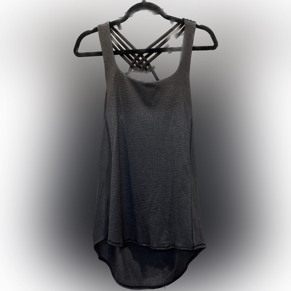 lululemon athletica Tops - Lululemon Top With Built In Bra Size 4 dark gray